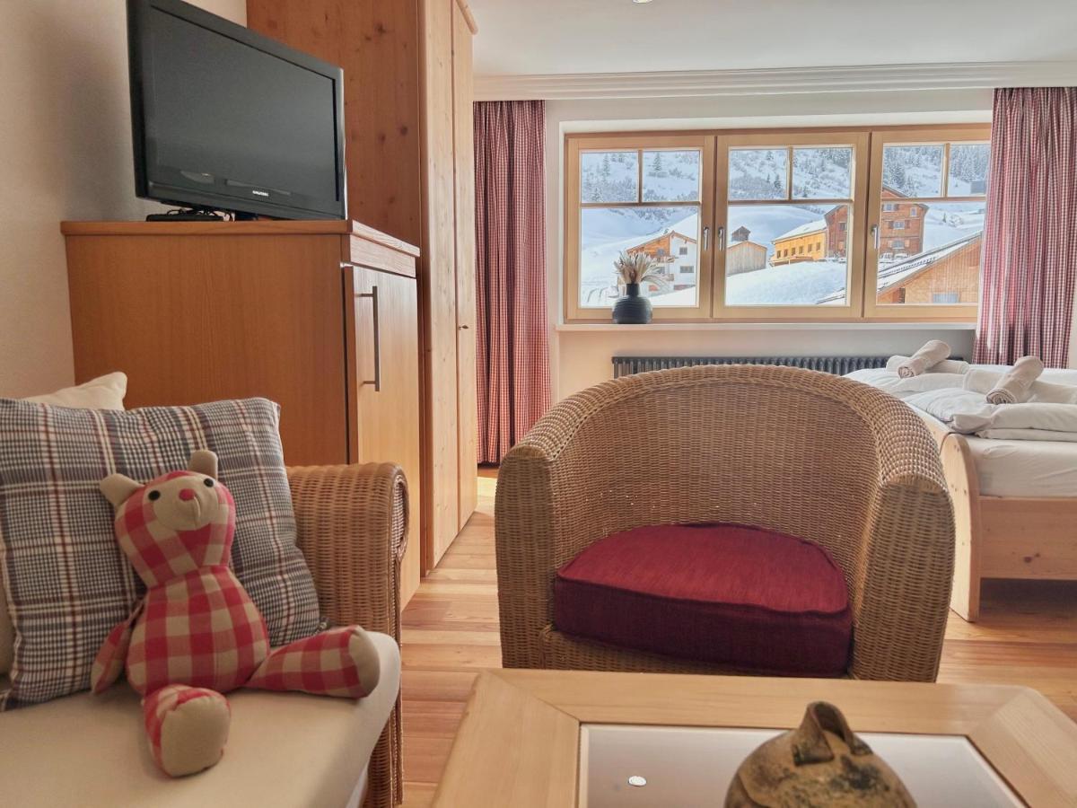 Haus Wallis By Stayfritz - Ski-In Ski-Out Zimmer 'Garni' Am Arlberg Warth  ภายนอก รูปภาพ