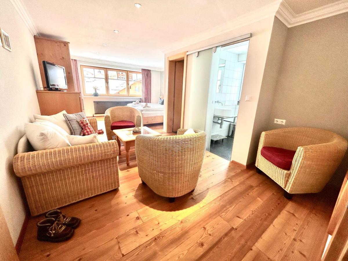 Haus Wallis By Stayfritz - Ski-In Ski-Out Zimmer 'Garni' Am Arlberg Warth  ภายนอก รูปภาพ